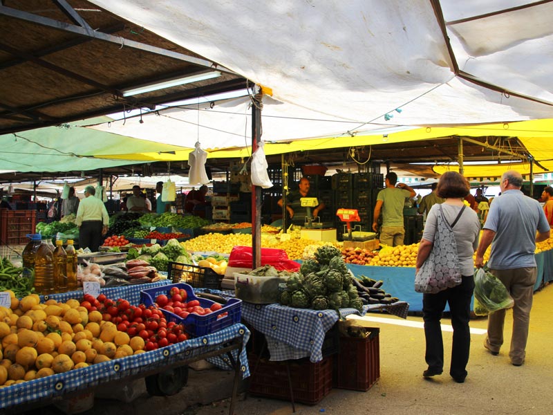 Gemuesemarkt in Turgtreis