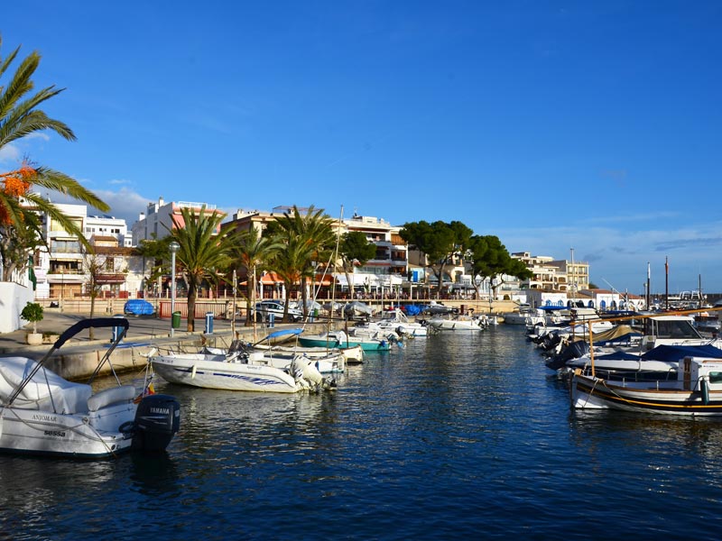 Hafen von Cala Ratjada