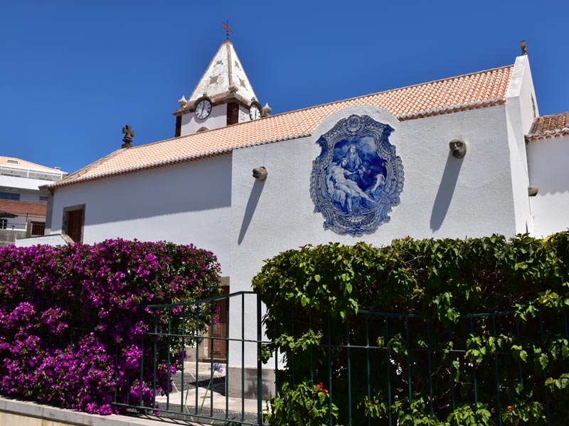 Kirche in Vila Baleira