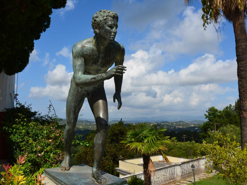 Statue Achilleion